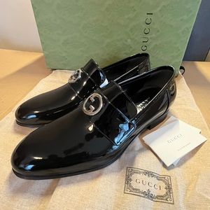 Authentic Gucci Men’s Interlocking G Patent Leather loafer size 7